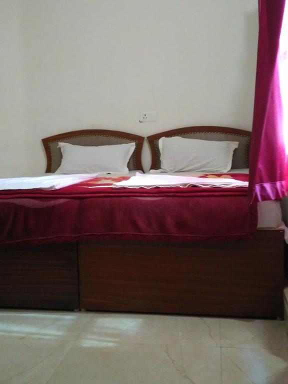 Rama Guest House بود جايا المظهر الخارجي الصورة