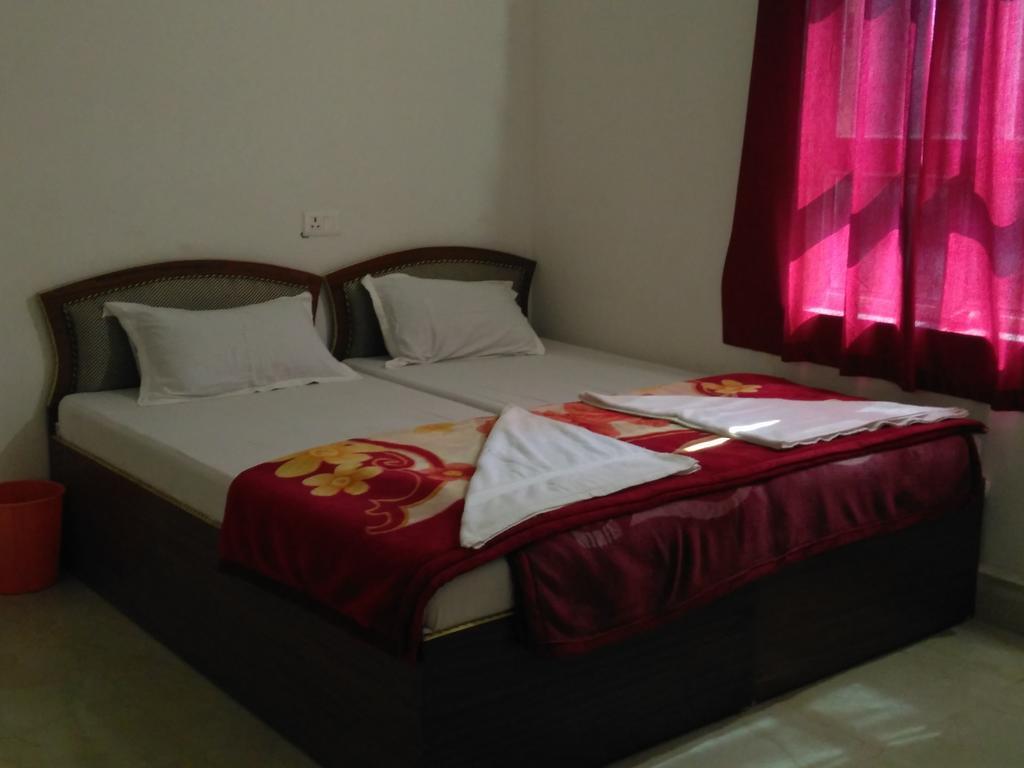 Rama Guest House بود جايا المظهر الخارجي الصورة