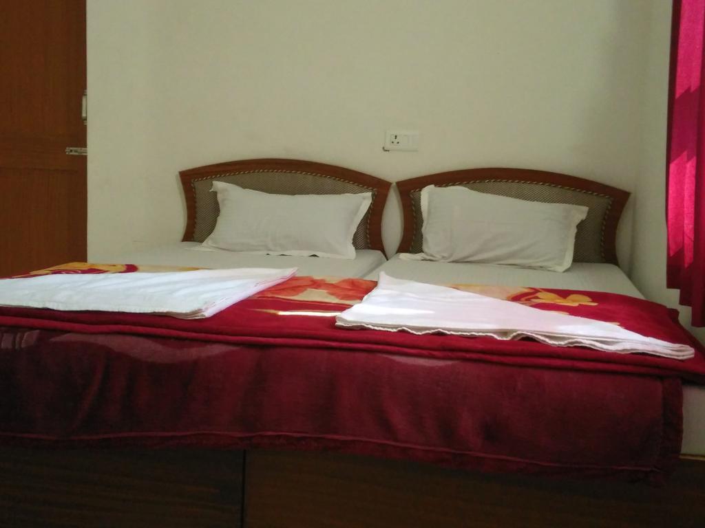 Rama Guest House بود جايا المظهر الخارجي الصورة